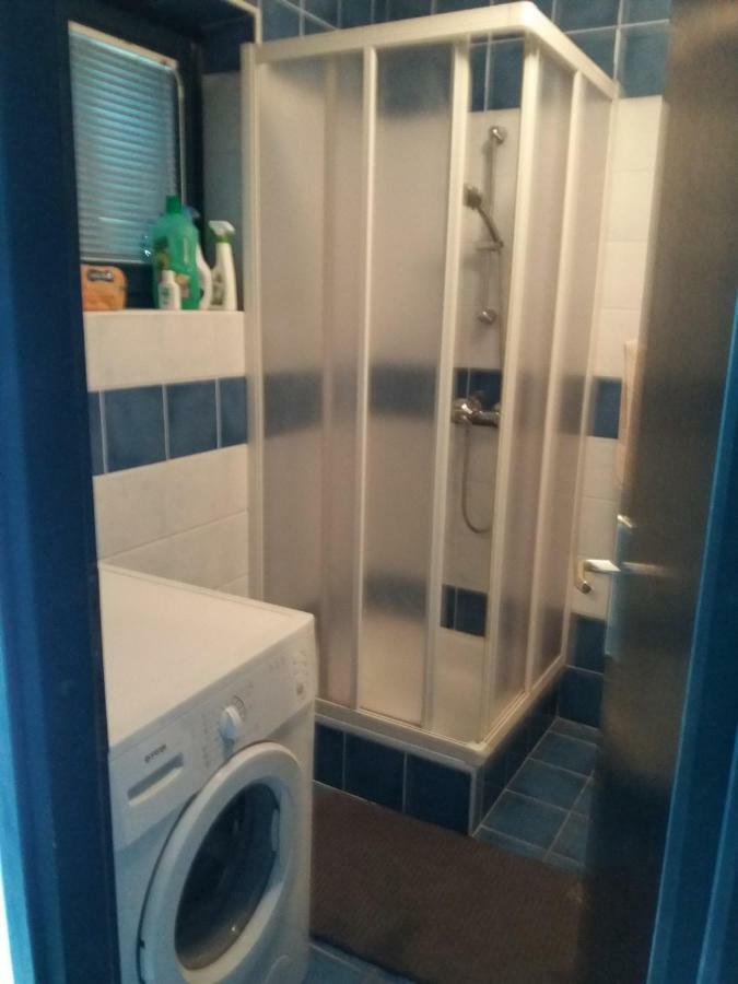 Apartman Koren Malinska Eksteriør billede